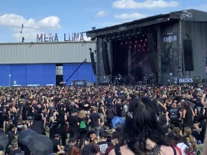 Mehr über den Artikel erfahren M’era Luna 2024 – das Familientreffen der schwarzen Szene