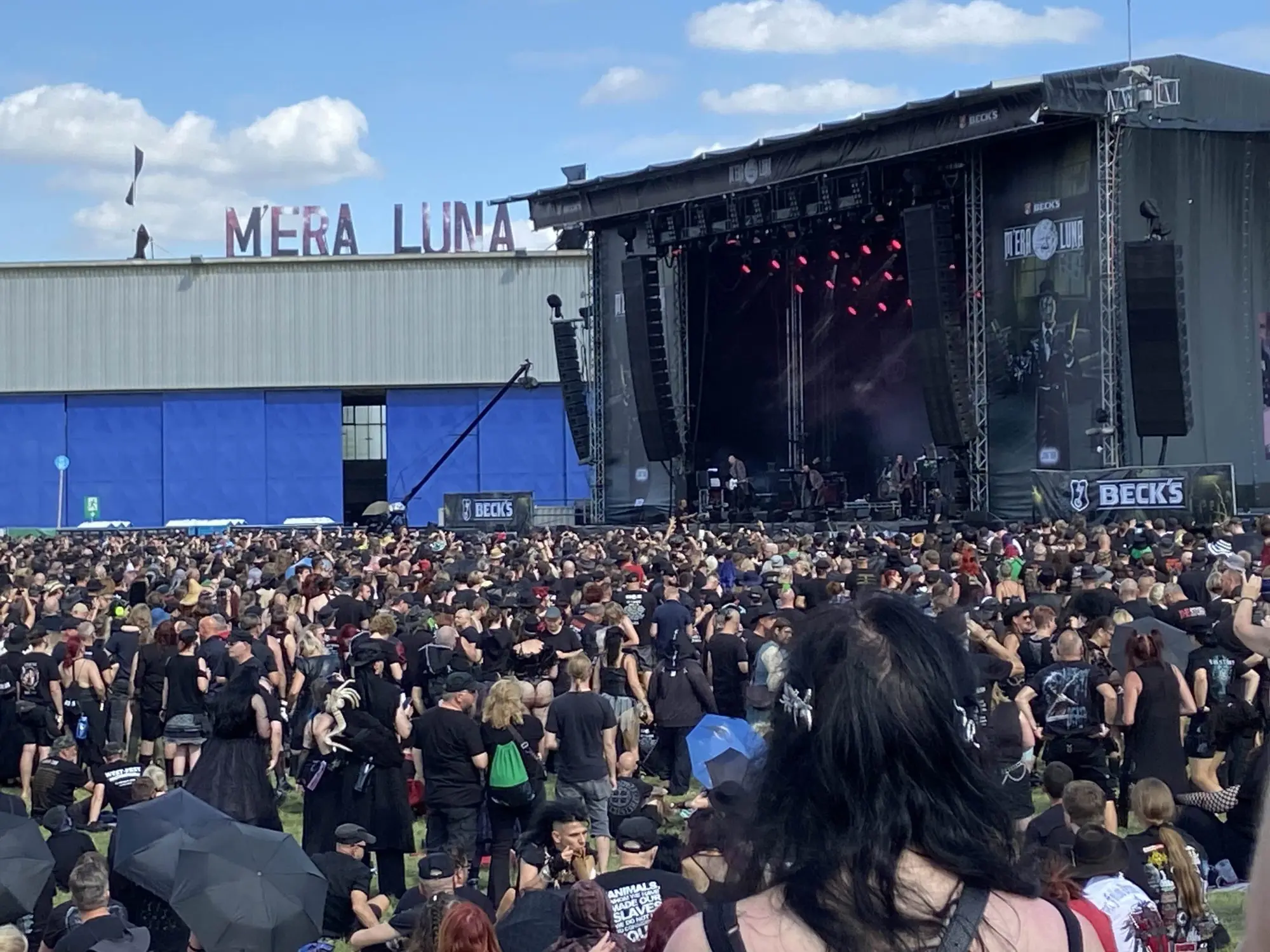 Du betrachtest gerade M’era Luna 2024 – das Familientreffen der schwarzen Szene